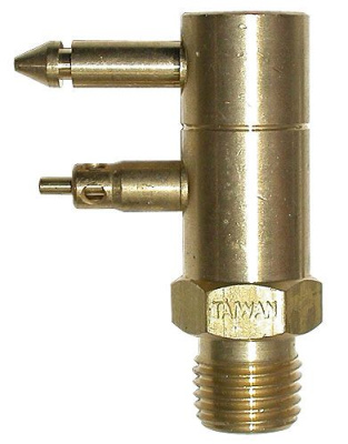 штуцер в бак 10247807